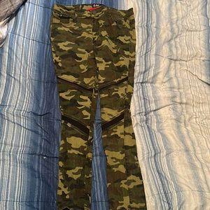 Pants camouflag size 40x34 Brand name Switch